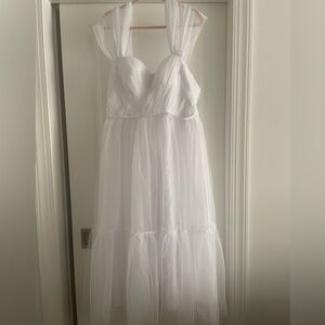 White Sweetheart Sleeveless Wedding or White party Dress